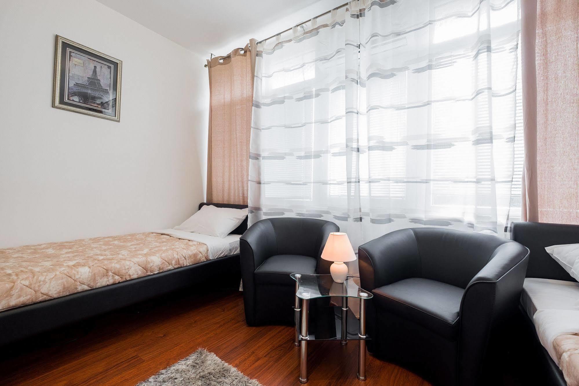 Downtown Apart Hotel Bane ベオグラード エクステリア 写真